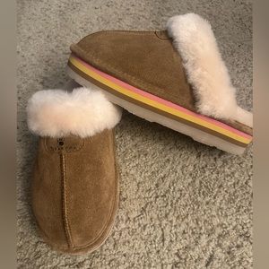 Bearpaw Retro Loki platform slippers
